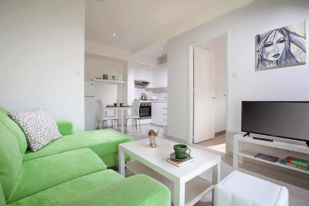 ניקוסיה Myrtiana Apartments מראה חיצוני תמונה